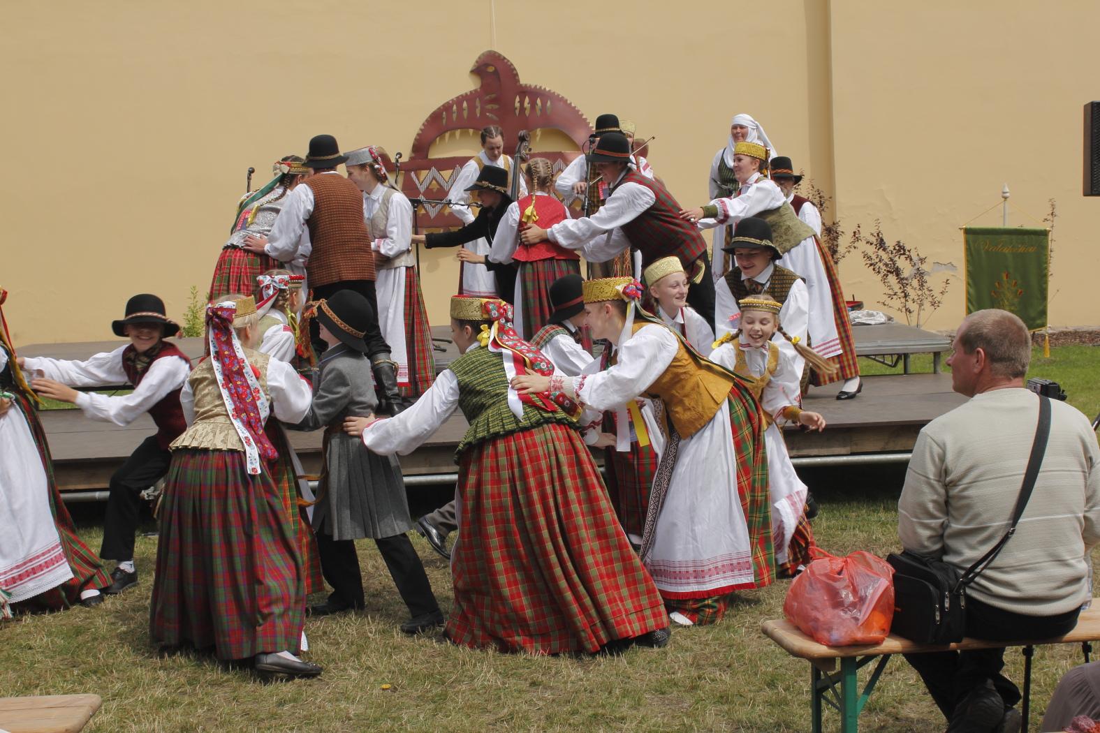 ����: obzor.lt