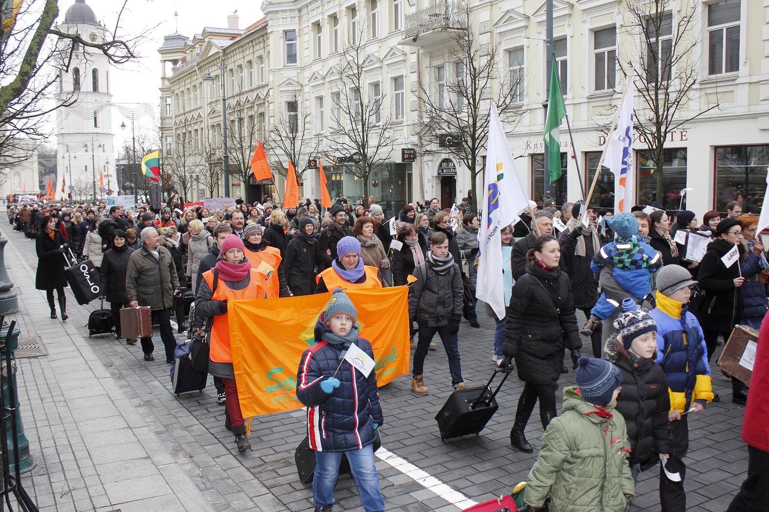 ����: obzor.lt