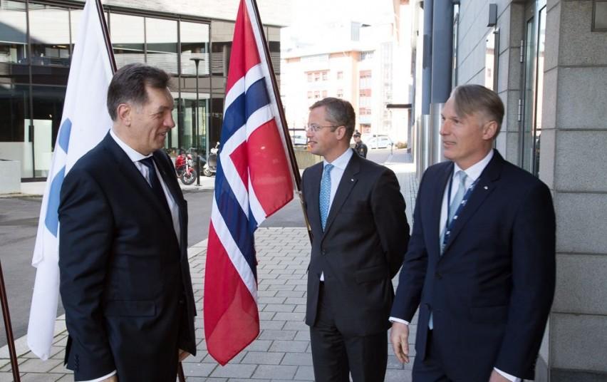 ����: obzor.lt