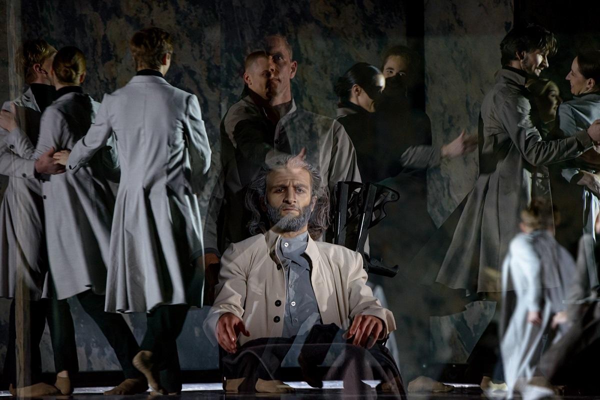 ����: obzor.lt