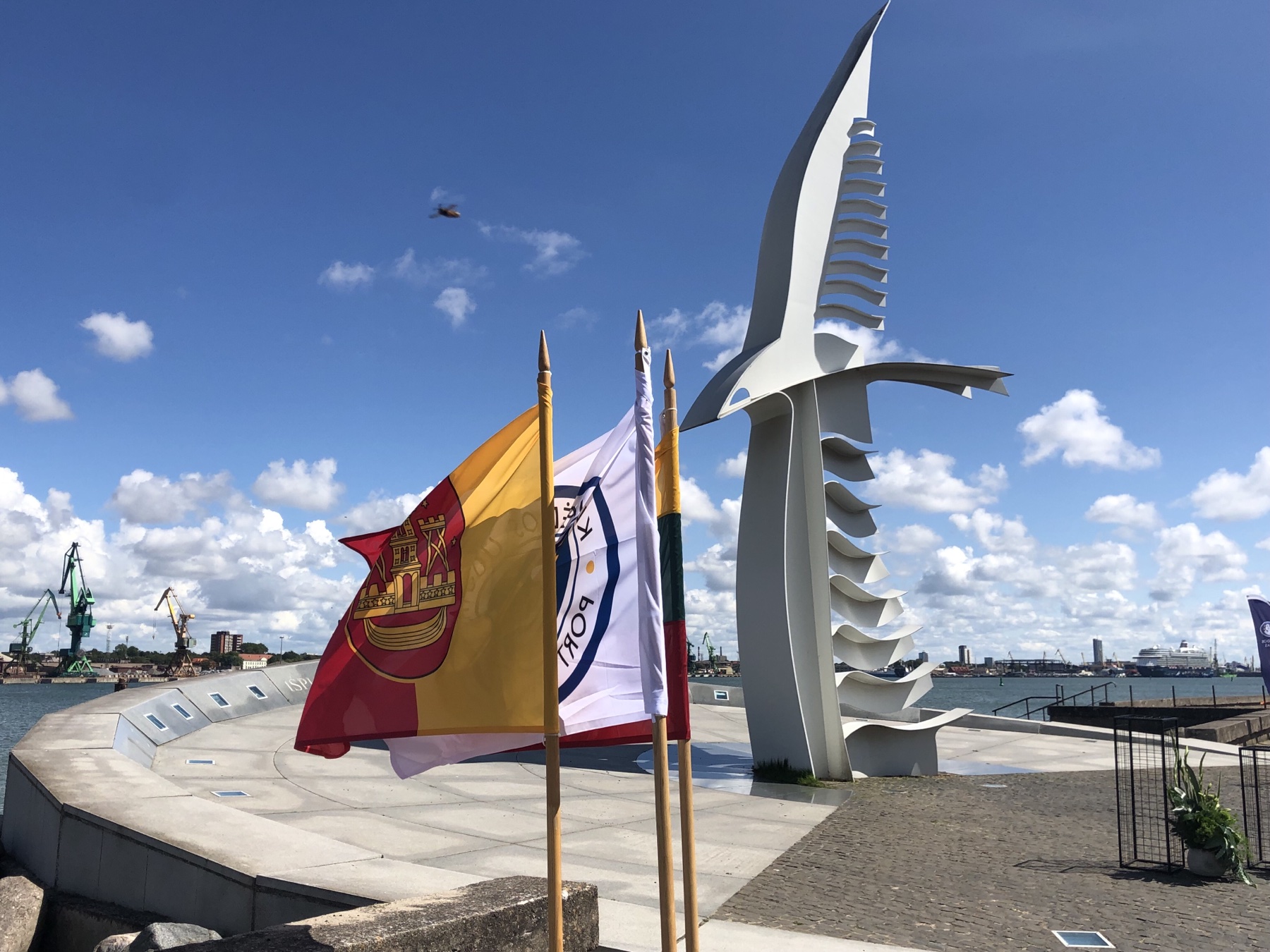 ����: obzor.lt