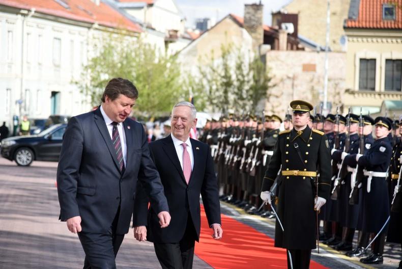 ����: obzor.lt