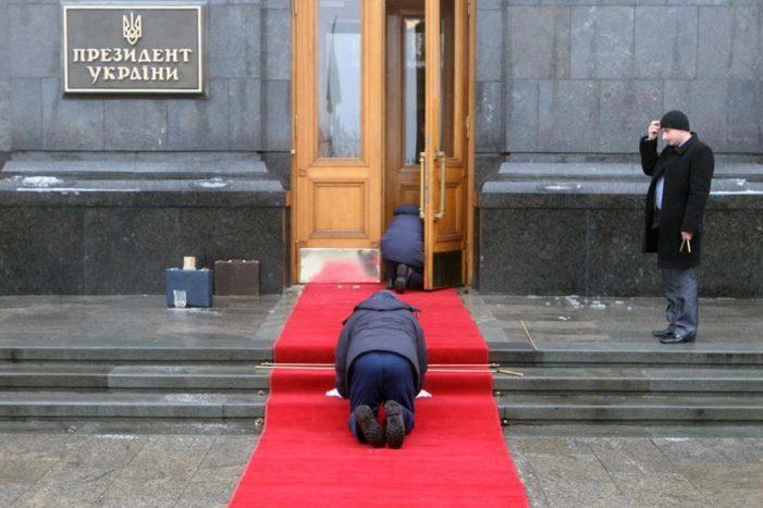 Украина возьмет многомиллиардные кредиты на погашение старых кредитов