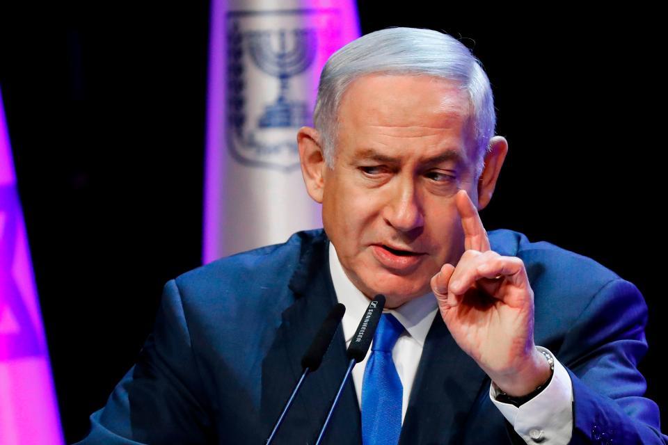 ����: obzor.lt