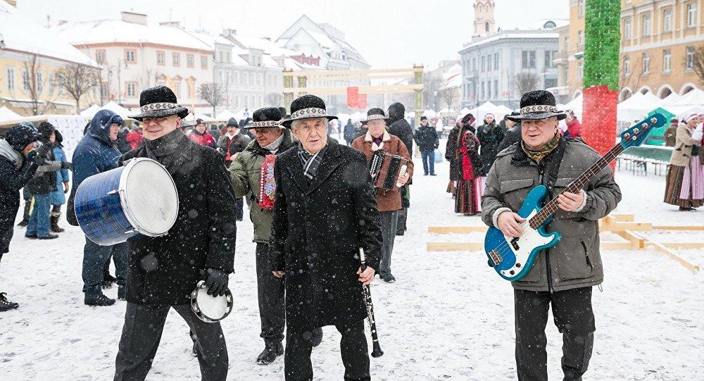 ����: obzor.lt