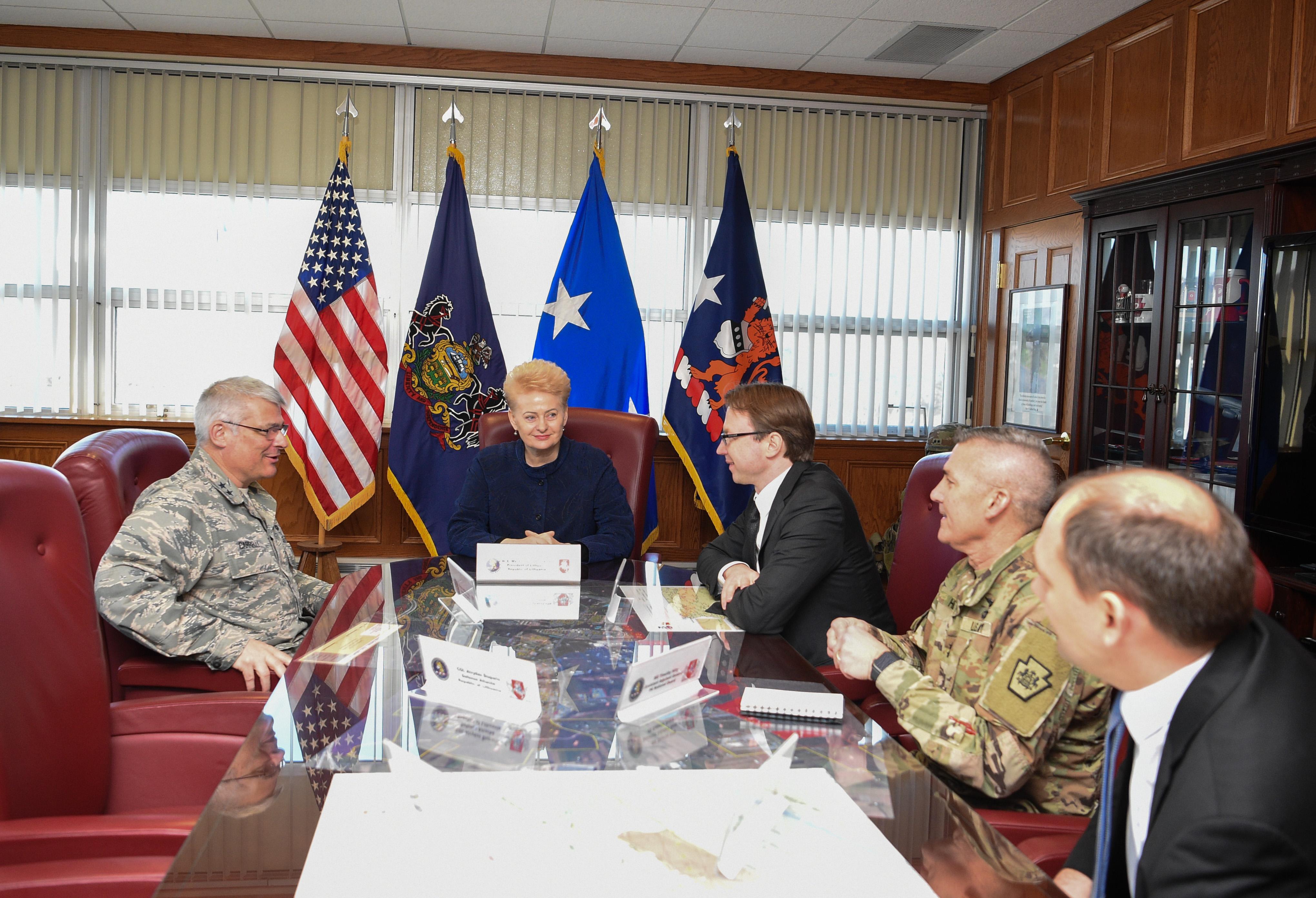 ����: obzor.lt