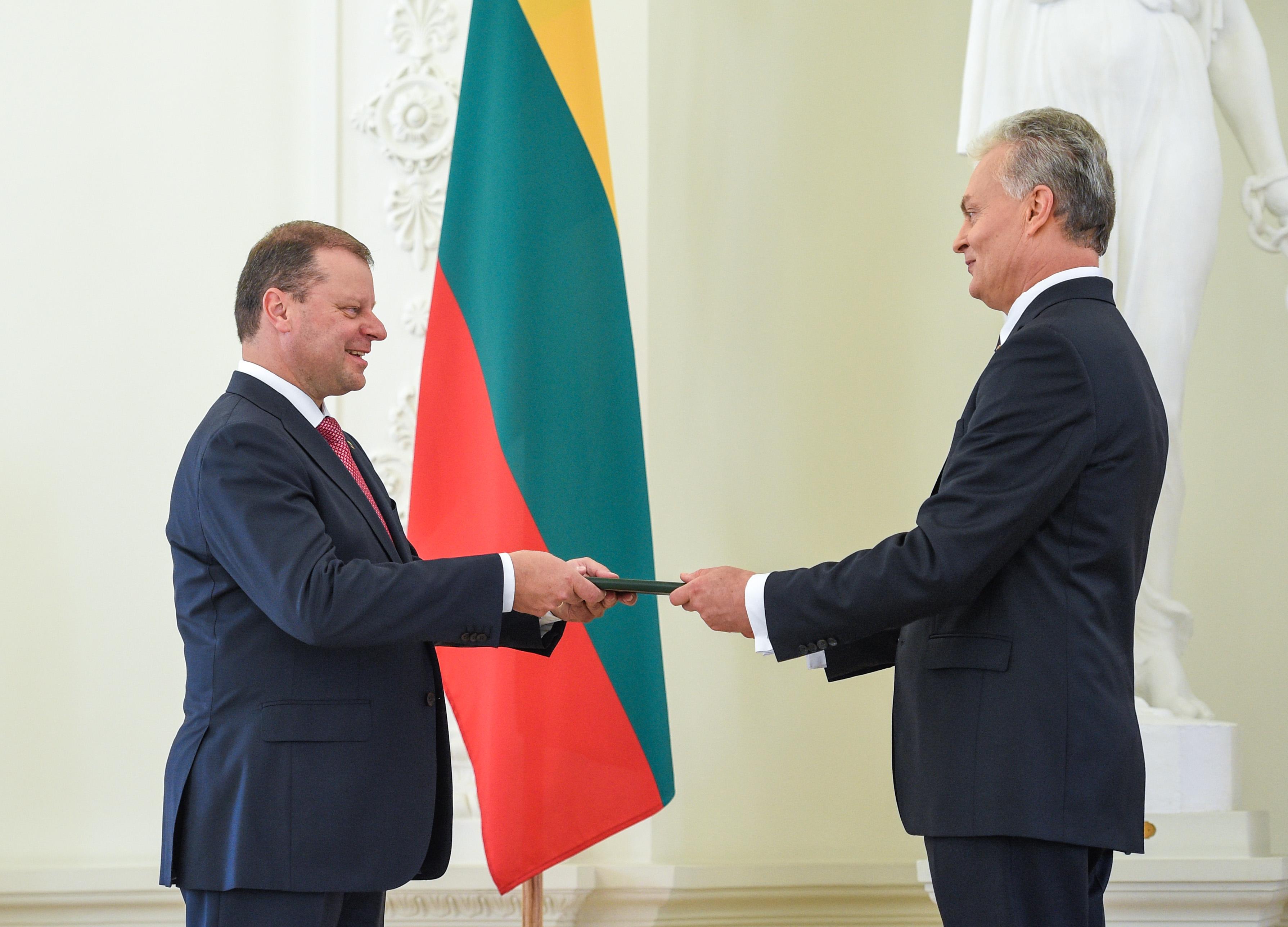 ����: obzor.lt