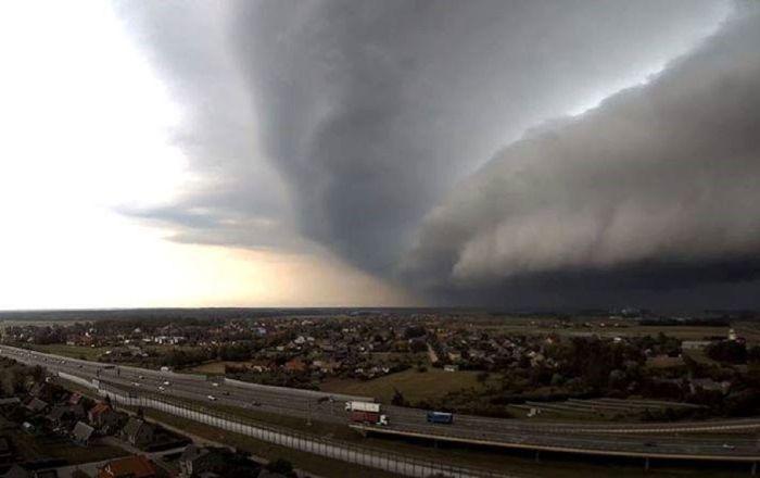 ����: obzor.lt