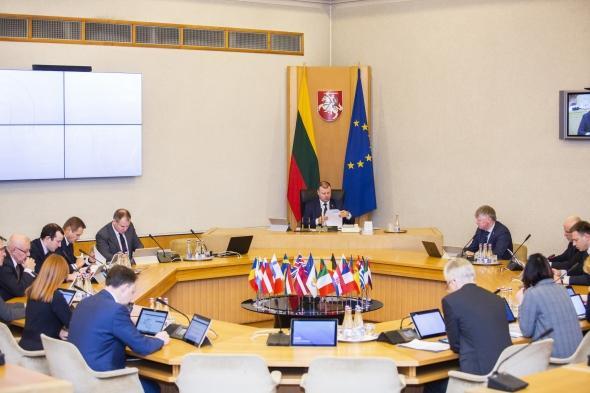 ����: obzor.lt