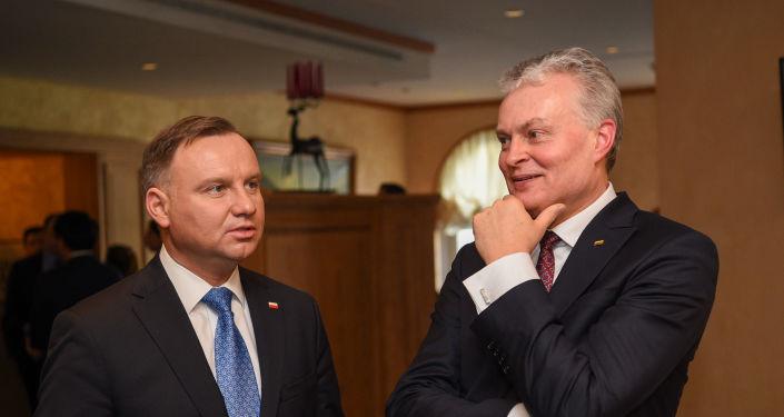 ����: obzor.lt