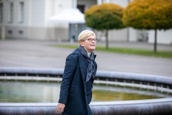 ����: obzor.lt