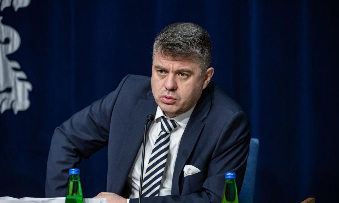 ����: obzor.lt