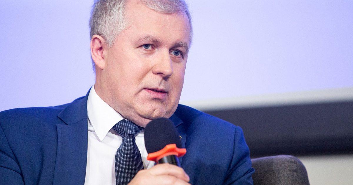 ����: obzor.lt