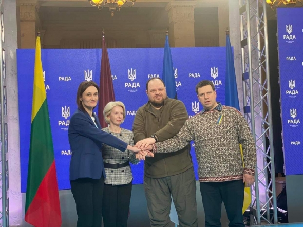 ����: obzor.lt