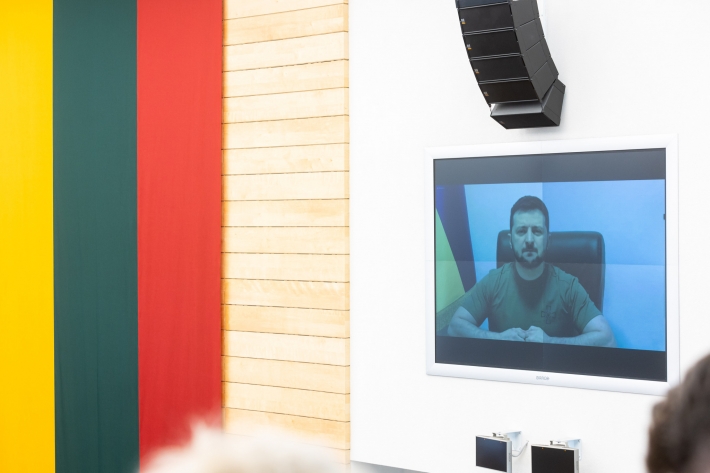 ����: obzor.lt