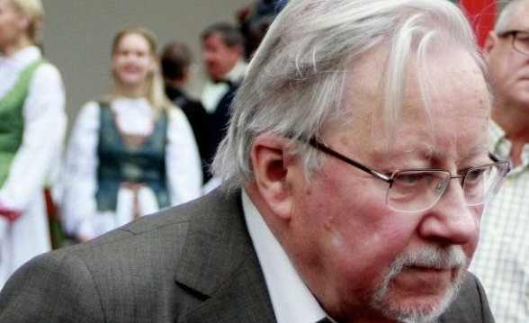 ����: obzor.lt