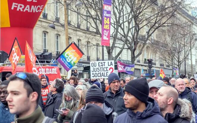 ����: obzor.lt