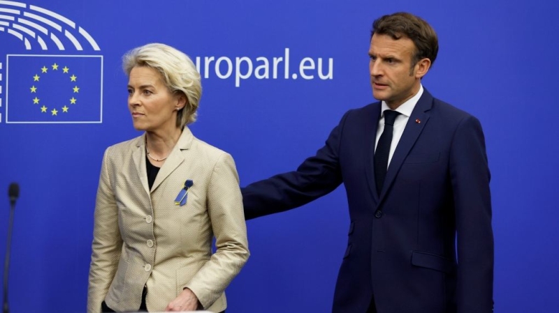 ����: obzor.lt