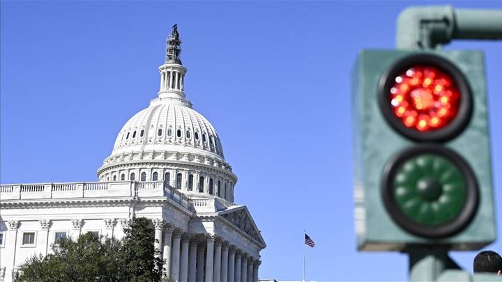 ����: obzor.lt