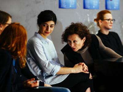 Не выдуманные женские истории в коридорах больницы, или Спектакль «Терапия»