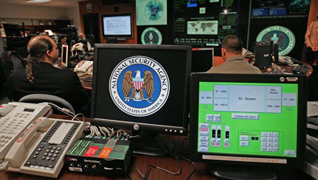 WP узнала о плане Обамы внедрить "цифровую бомбу" в инфраструктуру России