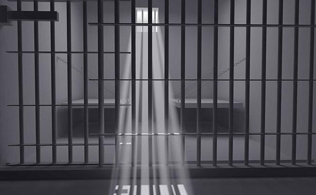 Освобожден приговоренный к 300 годам тюрьмы педофил