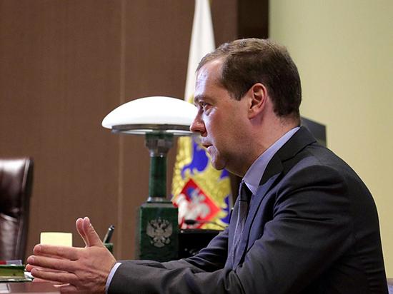 Кто сменит Медведева в кресле премьера России
