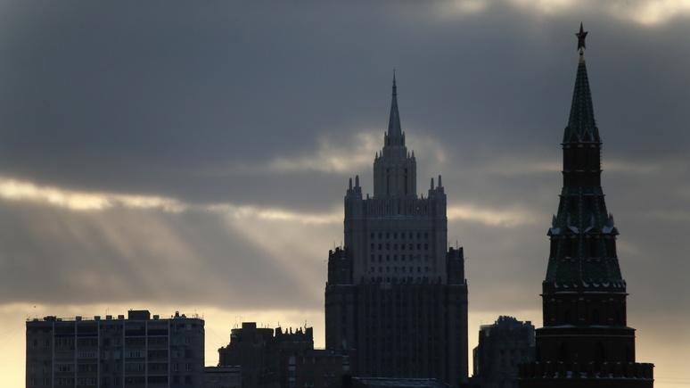 El Pa?s: Франция и Германия должны помирить Россию с Европой